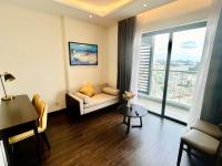 Appartamento con 2 Camere da Letto e Balcone