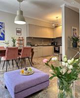 Noema Urban Apartment - Chambres d'hôtes Kavala