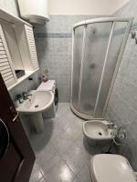 bilocale vicino al centro-affittasi alloggio-Sanremo - Chambres d'hôtes Sanremo