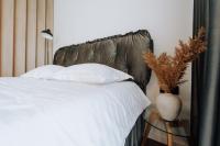 Rîșcani Open-Plan Apartment by the Park - Ferienwohnung Chişinău