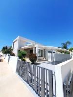 Panorama Luxury Summer Villa - B&B Protaras