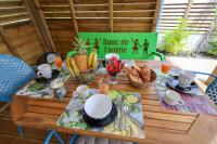 Cottage de la Plage - Le Gosier, proche plage, jacuzzi, location Prestige Caraïbes - B&B Le Gosier