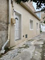 Chez Franou, centre ville , rez de chaussée - B&B Nîmes