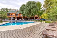 Downtown Creekside Walk Everywhere In GatlinburgSleeps 8 - B&B Gatlinburg