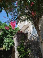 Serenita Stone House - Ferienwohnung Bečići