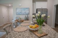 DZ Pooler Getaway - B&B Savannah