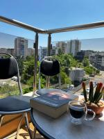 Rea Flora - Cozy Stay With Free Parking - B&B Sofia