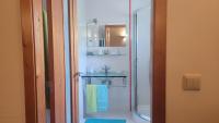 Deluxe Room (2 Adults + 1 Child)