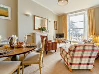 2 Bed in Tenby FB163 - B&B