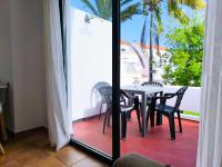 Amelia Cancajos - Confort Piscina y Playa cerca - B&B Los Cancajos