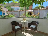 Apartment mit 2 Schlafzimmern und Terrasse