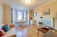 Spacious Ealing Broadway Apartment - B&B Londra