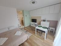 Studio Centrum Tęczowa - Chambres d’hôtes Wrocław