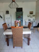 Gite les genêts - Bed and Breakfast Le Vigeant