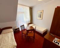 Chambre Lits Jumeaux avec Salle de Bains Privative