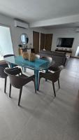 A short walk from the sea - 2 bedrooms - 2 beds - 2 bathrooms - B&B Jacó