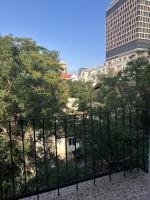 Nizami street Central Apartment near Boulevard & Hilton by BakuPrimeApart - Bed and Breakfast Bakoe