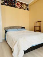 Cozy Apartment near White House - Bed and Breakfast Bisjkek