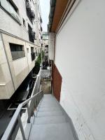 New Open 홍대 망원시장 한강 숙소,단독주택 1층- 최대9인, 2층-최대6인 가능, 호텔침구, 무료짐보관, 세탁기건조기 - B&B Seúl