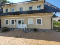 Quartier4u - 4 Sterne - inklusive eigene BikeBox mit Strom - Wäschepaket - POWER WLAN - Parkplatz # Bestpreisgarantie # - Bed and Breakfast Zingst
