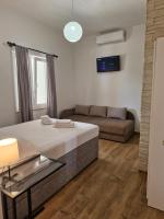 Twin Room with Private Bathroom