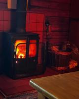 2 Bed Lodge - Sleeps 4 - Pets - Parking - Wifi - B&B Holsworthy