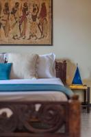 Villa Etnic Eloise a walk from Porto Pino beach - B&B Porto Pino