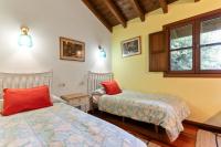 Casa Entrecinas en Collera - Bed and Breakfast Collera