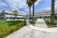 Lastmile apt with terrace&pool near lake&sirmione - B&B Desenzano del Garda