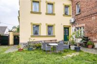 Ferienwohnung Creutzer in Leipzig Gottscheina, ideal auch für Monteure, kostenfreies, schnelles Wlan kostenfreies Parken, geräumiges Appartment mit 4 Einzelbetten, Komplettausstattung Küche, Bad mit Badewanne und Dusche Waschmaschine, Wäschetrockner - Chambres d'hôtes Gottscheina
