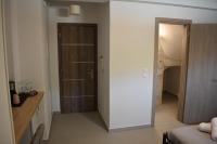 Semi-Basement Deluxe Double Room with Shower