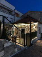 L&L Kamena House Apartments - Chambres d’hôtes Baška Voda