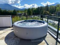 Stylish Three Bedroom Townhome - Chambres d’hôtes Squamish