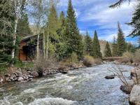 2 Bedroom Plus Loft, Right on Gore Creek, Free Bus Route, New Listing - B&B Vail