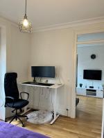 Private Room Geneva Eaux-Vives, 2 min from the lake - B&B Ginebra