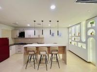 2BHK with Hill and Lake view in Mall of Islamabad Blue Area - Chambres d'hôtes Islamabad