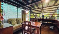 Rustic wooden little house close to the beach - B&B