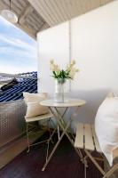2 BR Loft - LUXUS - MODERN - PARKPLÄTZE - KAFFEE - NETFLIX - WEINBERGBLICK - KÜCHE - BALKON - B&B Rüdesheim am Rhein