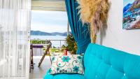 Deluxe Suite with Sea View