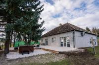 Ipoly-Velo Vendégház - B&B
