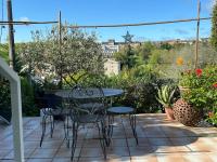 Auch dans un Écrin de Verdure - B&B Auch