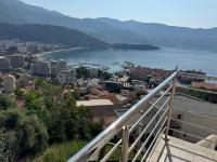 Panorama view Budva apartment - B&B