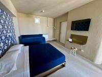 Triple Room with Terrace