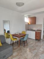 Mona&Mike Apartments - B&B Tivat