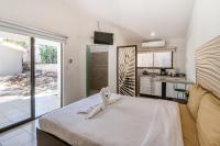 Club Voca #2 - Bed and Breakfast Coco, Sardinal