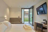 Deluxe Doppel-/Zweibettzimmer mit Zugang zum Pool