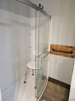 King Bed Outdoor Fireplace Seconds From Highway - Ferienwohnung Howland