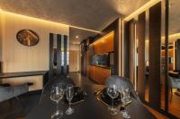Studio Apartment with River View & Balcony
