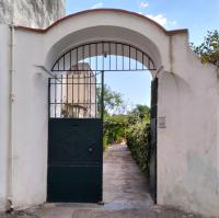 Oplontis' Garden - holiday apartment near Pompeii - B&B