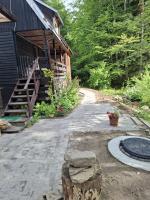 Duży drewniany domek nad rzeką, Obidza 381, Łącko - B&B Obidza